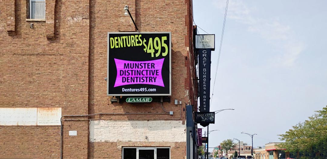 Lamar Advertising Upgrades 18 Digital Displays in Downtown Chicago