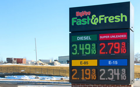 https://www.daktronics.com/media/_bannerImages/HyVee-FastFresh-FL-5000-16-02.jpg?height=300&mode=crop&width=480