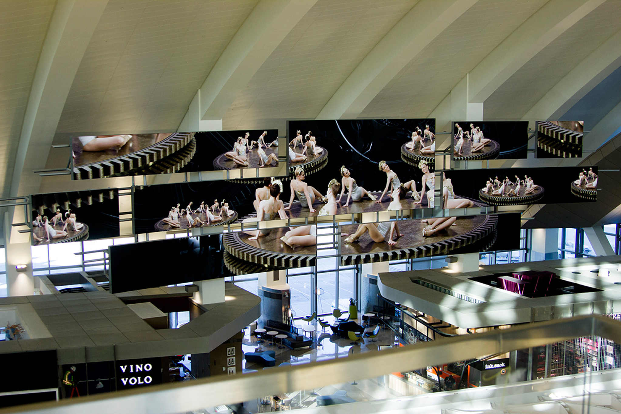 NOBODY LIKE US , NOBODY LIKE ZAZA …. ALBUM TIME - L.A.X ❤🇳🇬, image size:2046x1364