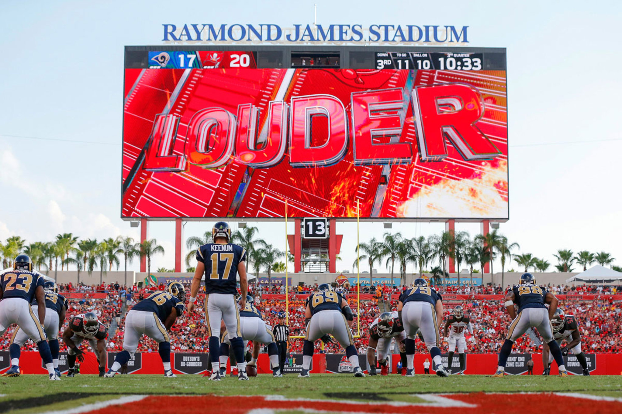 Jacksonville Jaguars team up with Daktronics to install giant HD
