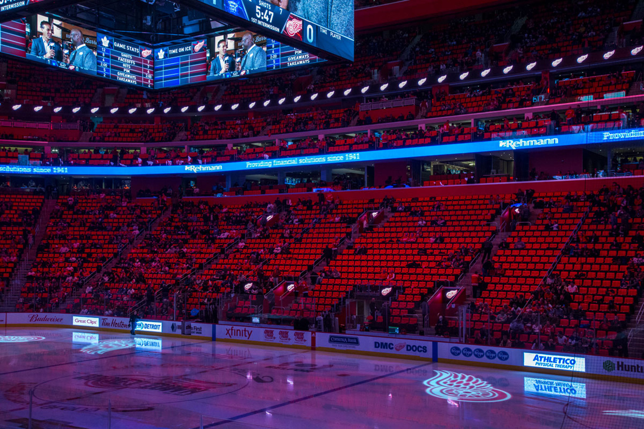 Little caesars arena hockey hi-res stock photography and images