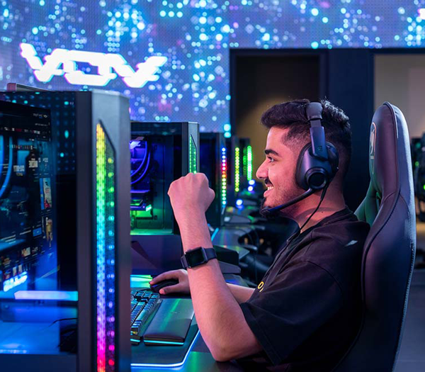 Daktronics Scoreboards, LED Video Displays, Message Signs, Billboards