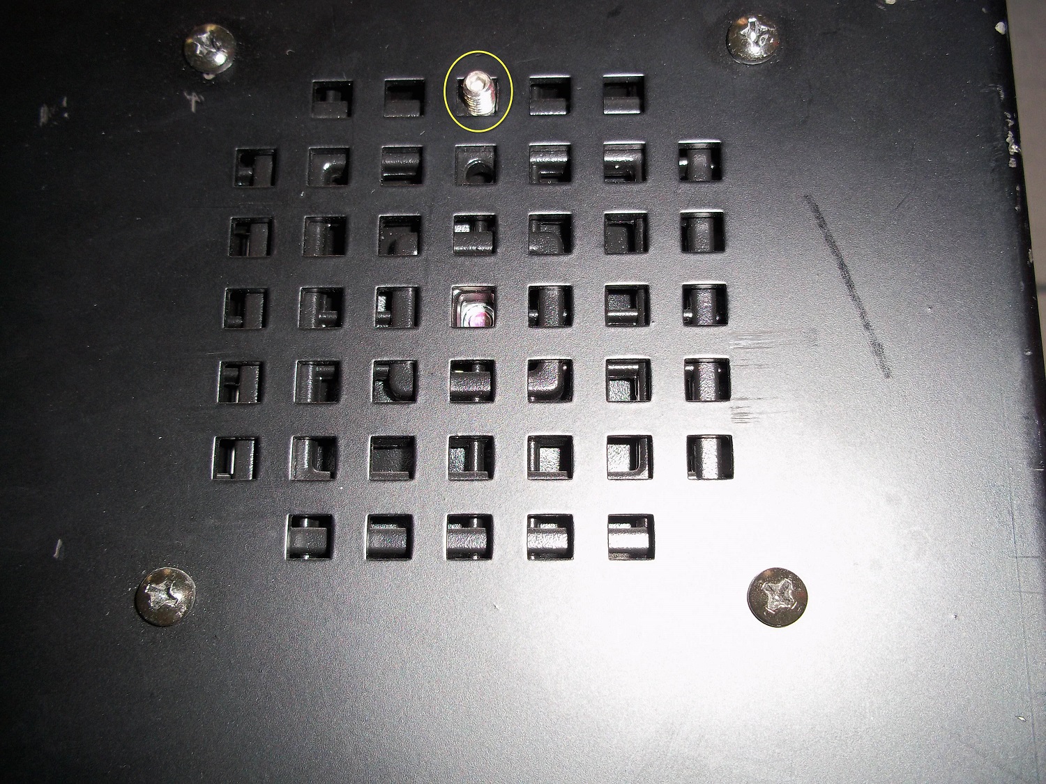 120vac horn looking up